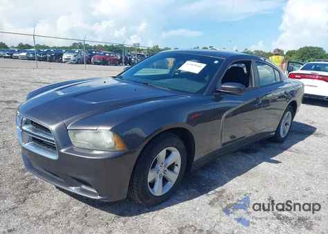 2014 Dodge Charger Se z USA, uszkodzony, nr VIN 2C3CDXBG8EH243373